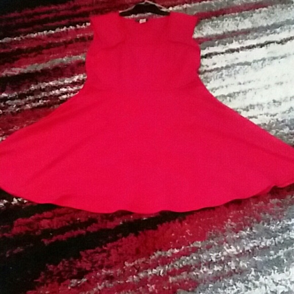 FTF Little Red Dress NWOT - Picture 2 of 2